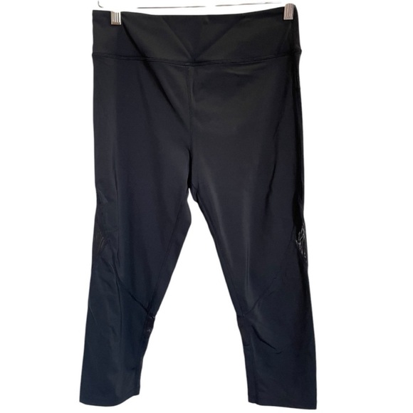 Alala Black Capri Leggings Mesh Summer Gym‎ Running Size M Travel Hiking - Picture 1 of 8